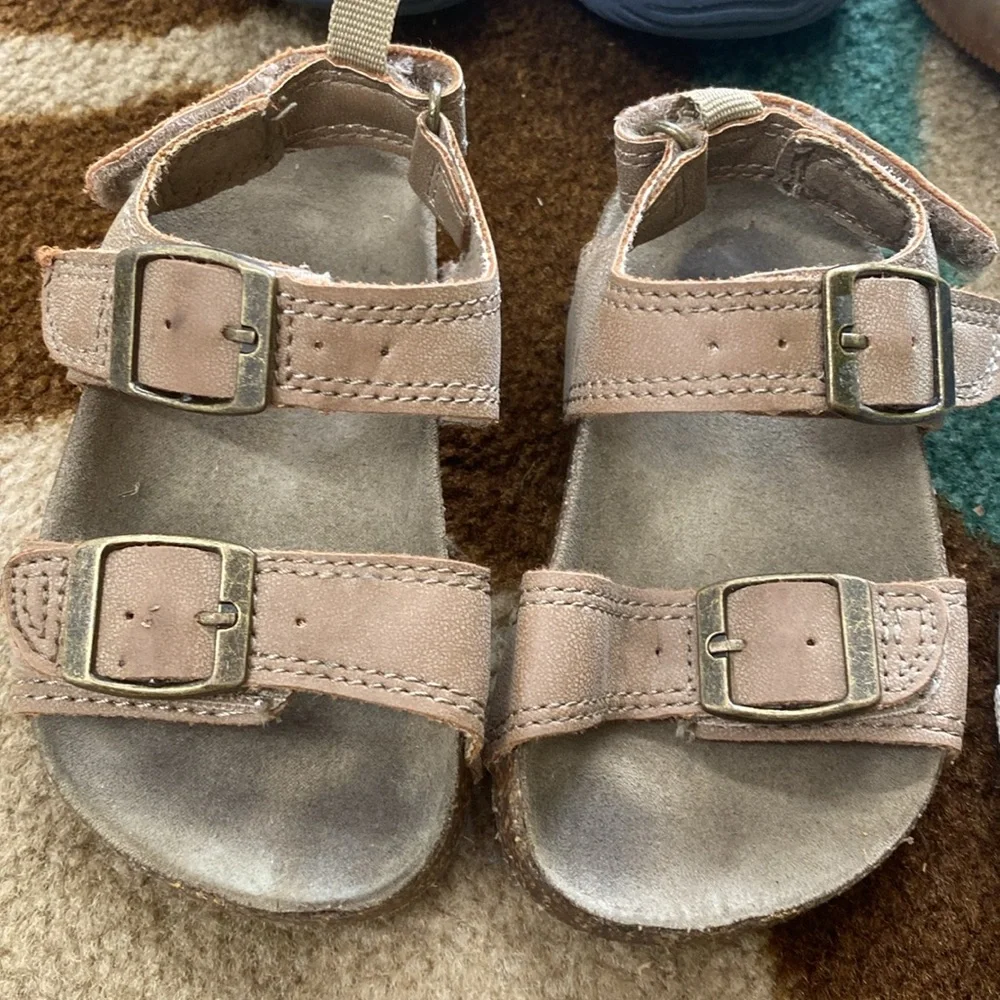 Toddler boys Shoes set of 4 size 6 - Picture 2 of 12